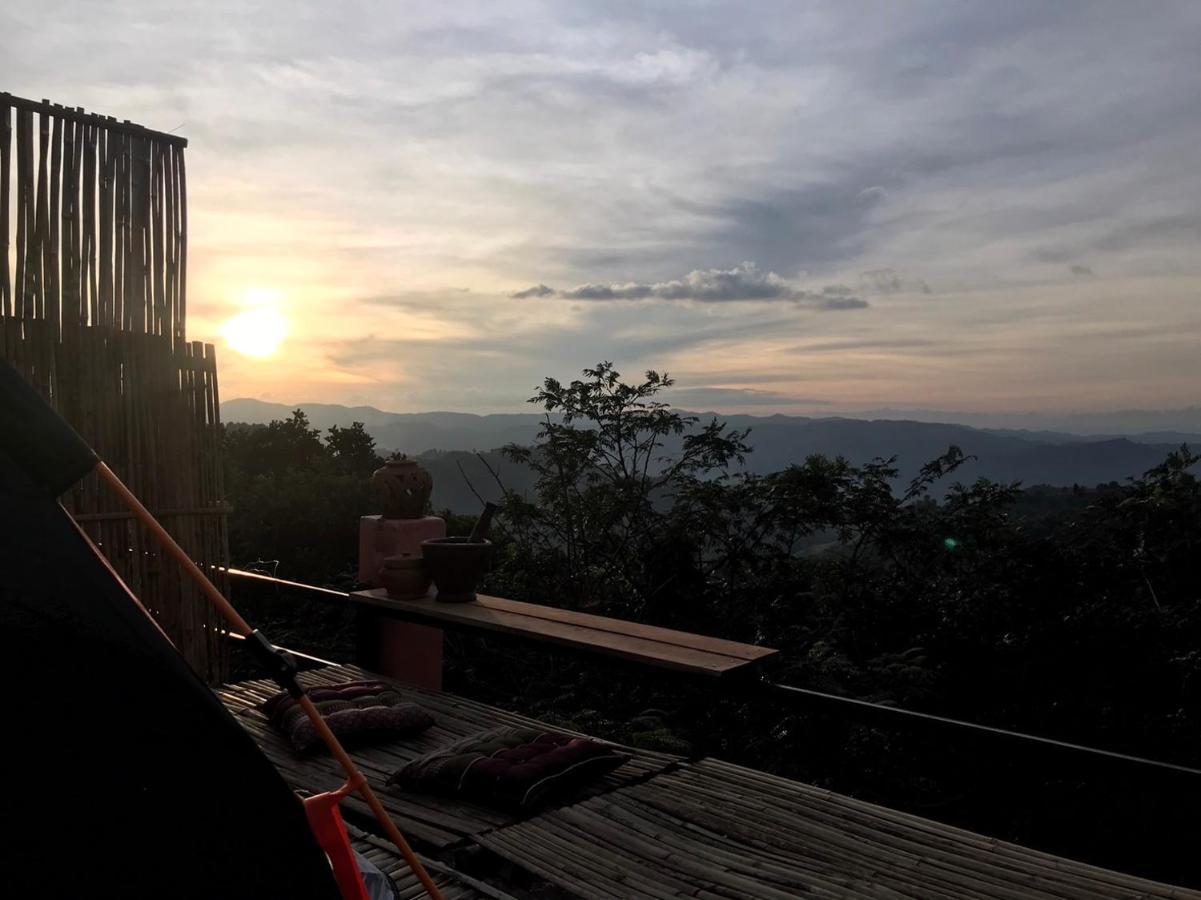 Terre Terrace Glamping - Doichang Ban Huai Khai Exteriör bild